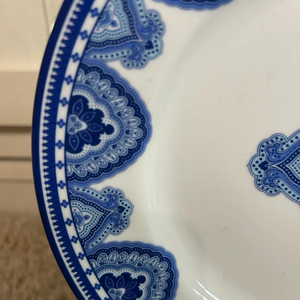 Vera Bradley Blue and White Ceramic Dinner Plate - Picture 2 of 7